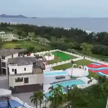 斯卡帕叠级风格Q59 一线海边独栋泳池别墅 |9房12床| 篮球场 蜿蜒泳池 独立KTV房&桌球房&麻将房 儿童波波池 彩虹长道 求婚平台 宴会长桌