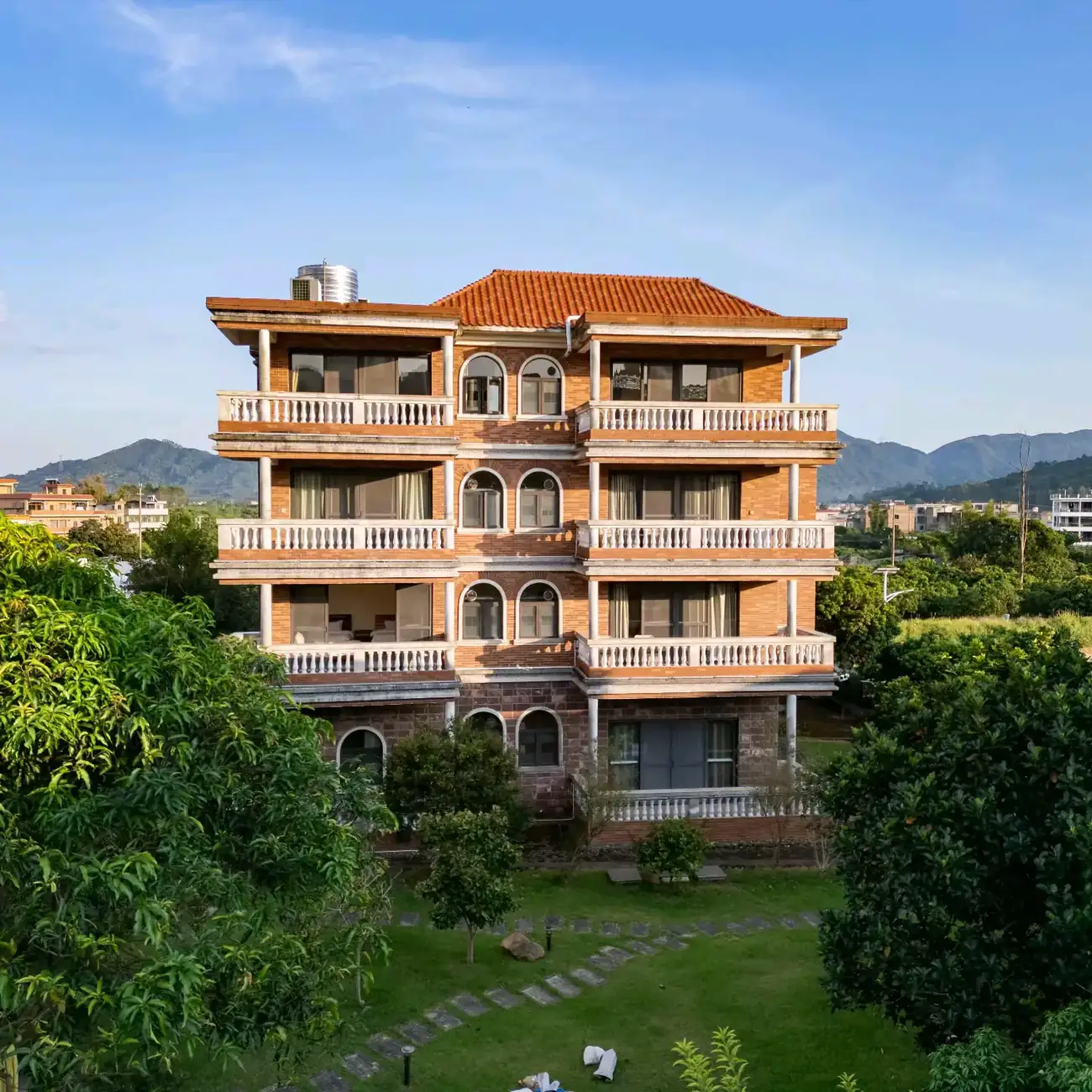 「禾塘·悦色」独栋山野10房20床（9套间）温泉民宿🏡真温泉双泡池｜溯溪出门100米｜电梯｜独立会议室