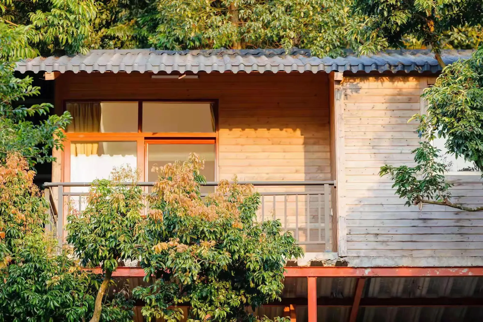 13房24床·陌野半山度云山庄园 一线山景落日观景大平台 · 全套房5泡池·天然山水12米大泳池🏊‍♂️儿童滑梯·KTV不限时唱歌玩通宵🎤4张麻将机🀄️