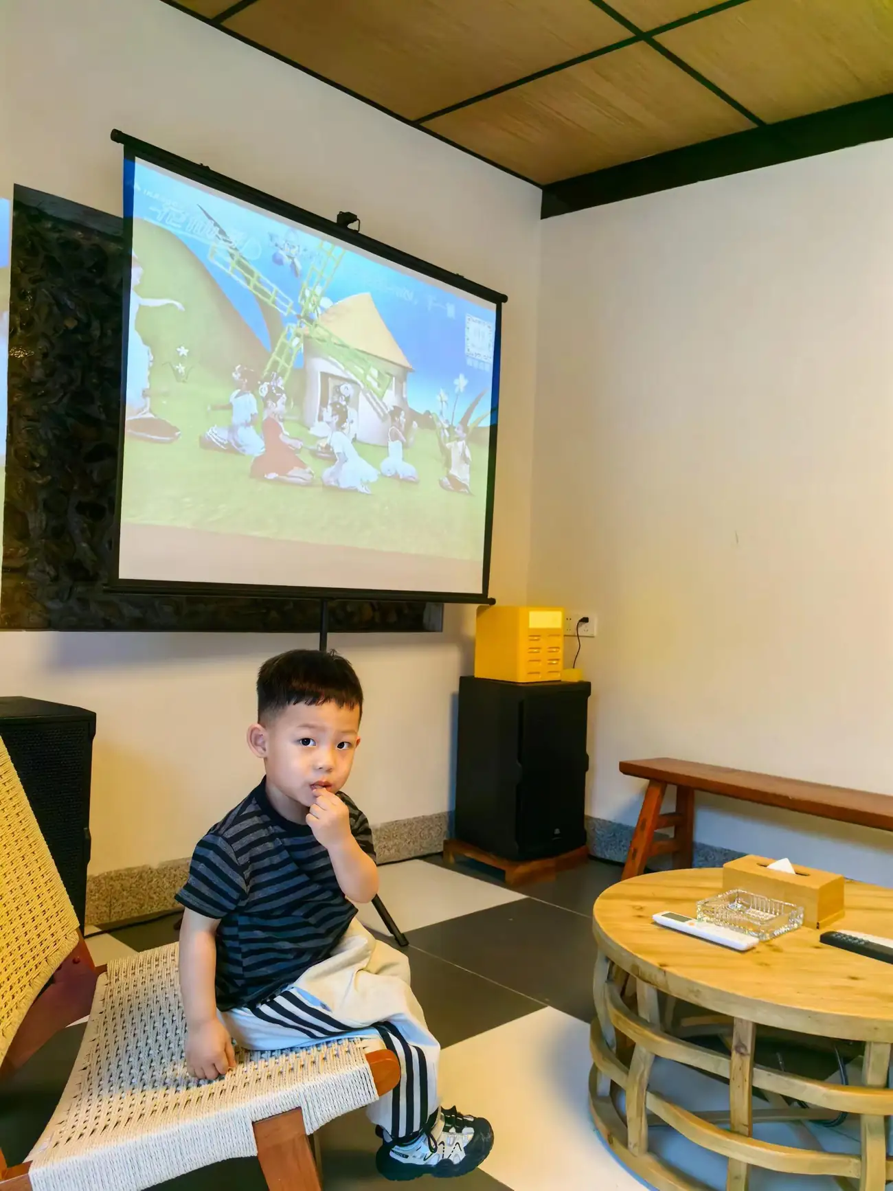 （出门溯溪） TING'FENG听风小筑 一房一私汤♨️从化全新4房5床山野小院｜亲子滑梯｜听风泡泉，归隐山林具象化～