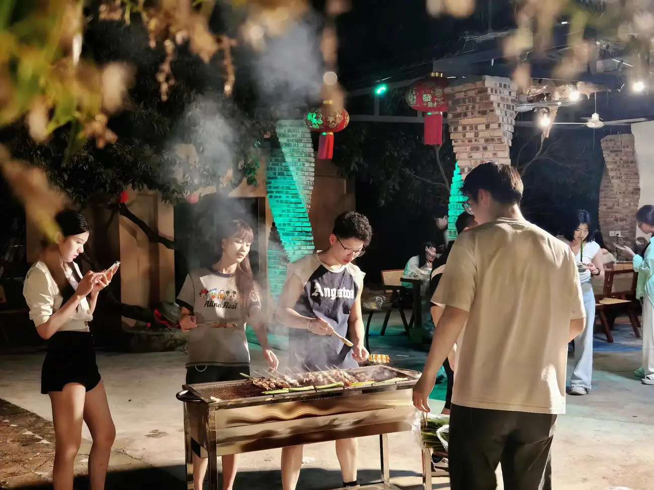 （出门溯溪） TING'FENG听风小筑 一房一私汤♨️从化全新4房5床山野小院｜亲子滑梯｜听风泡泉，归隐山林具象化～