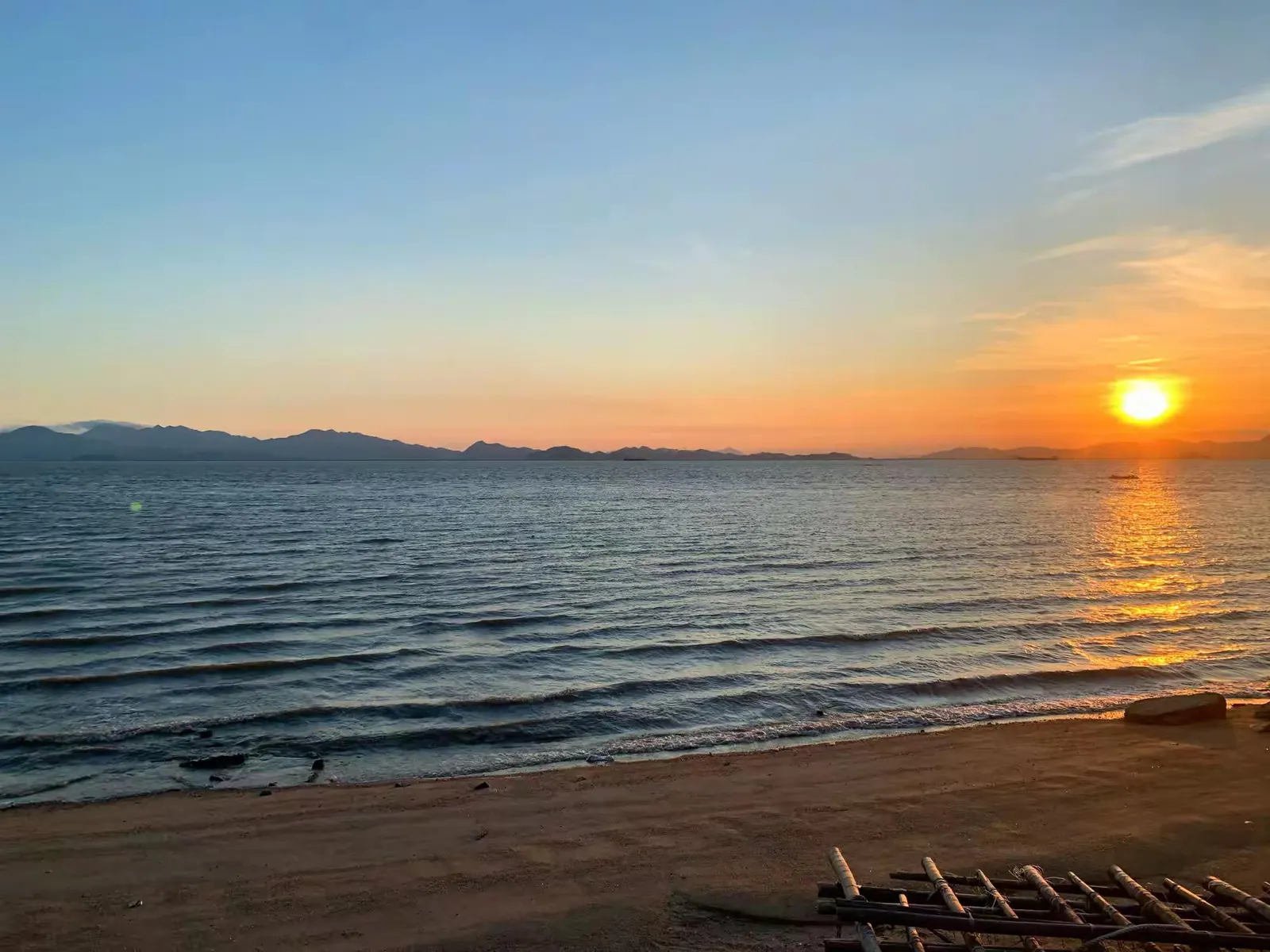 海景3房公寓 珠海海泉湾•3房3床｜洗衣机厨房阳台