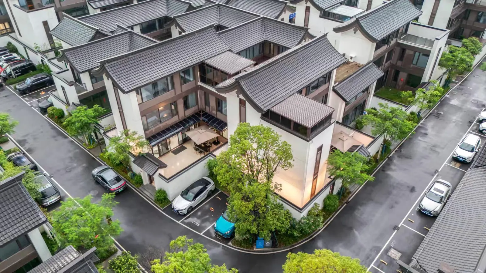清远长隆.湖蝶湾10房17床温泉度假别墅🏡(二街2701&二街2705)
