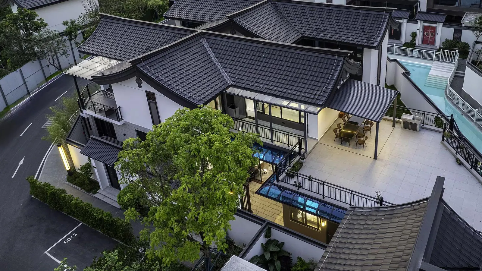 清远长隆.湖蝶湾全新高端 二街5703·6房8大床 温泉🏠独栋别墅