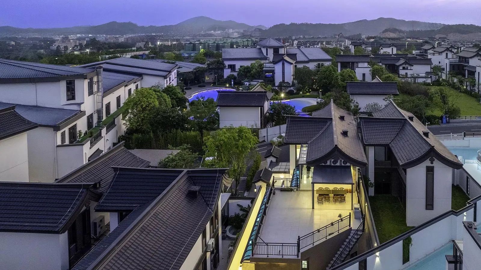 清远长隆.湖蝶湾全新高端 二街5703·6房8大床 温泉🏠独栋别墅