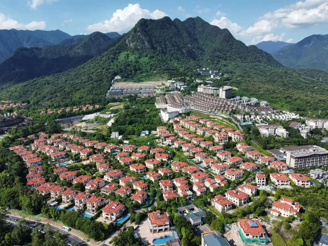『ANDES VILLA​安第斯』增城锦绣香江东街28·奢华8房13床（全套间）无边泳池温泉别墅｜会议室｜近溯溪
