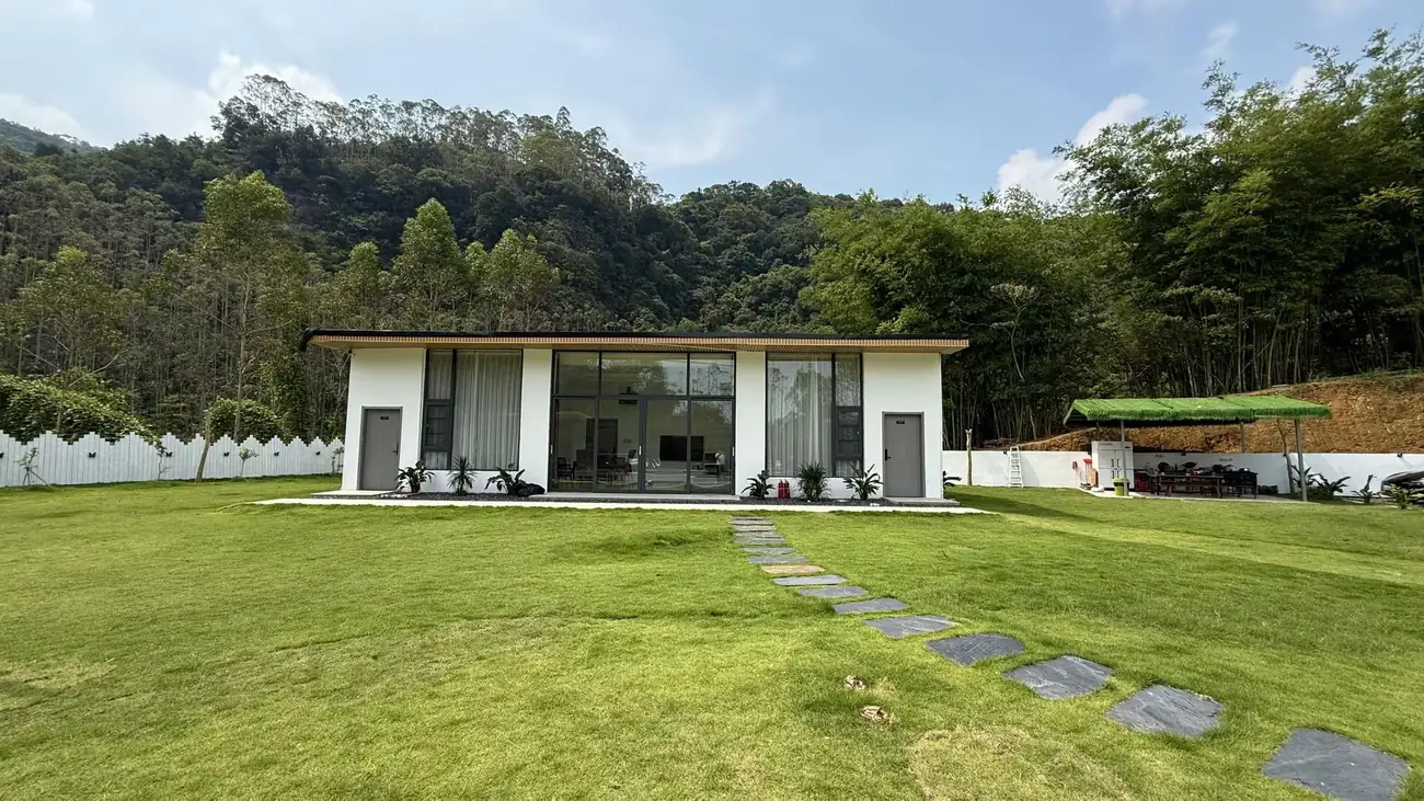 溪边四季 6房12床 | 房间独立泡池/山泉水大泳池/团建大草坪/儿童滑滑梯