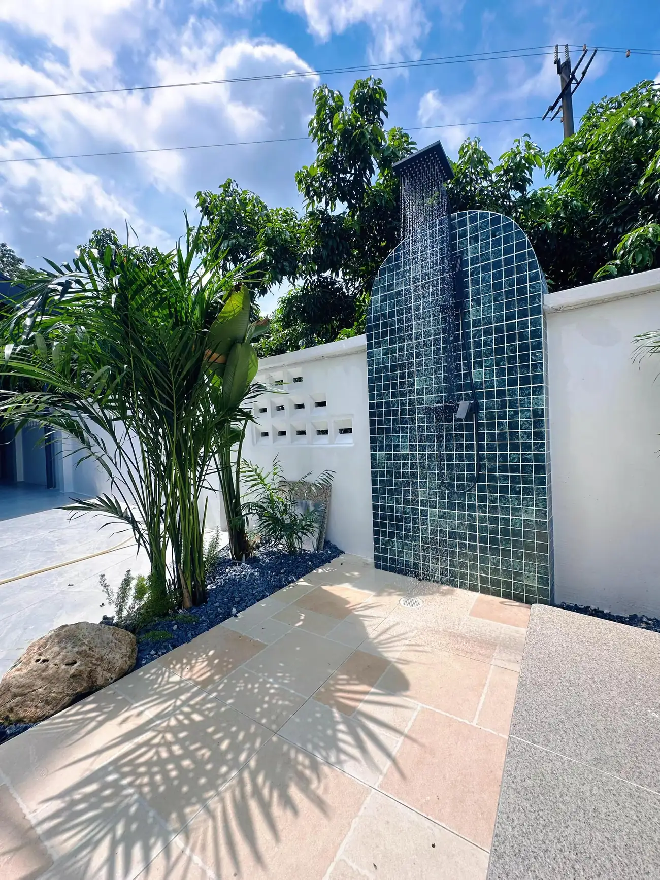 从化📍全新南法美宿🏖慕也·Muye Villa 🌠6房10床（全套间），南法花园💐山泉水泳池🏊私汤双泡池🛁独立KTV包房🎤麻将🀄️桌球🎱游戏街机🎮自助厨房👨‍🍳茶台