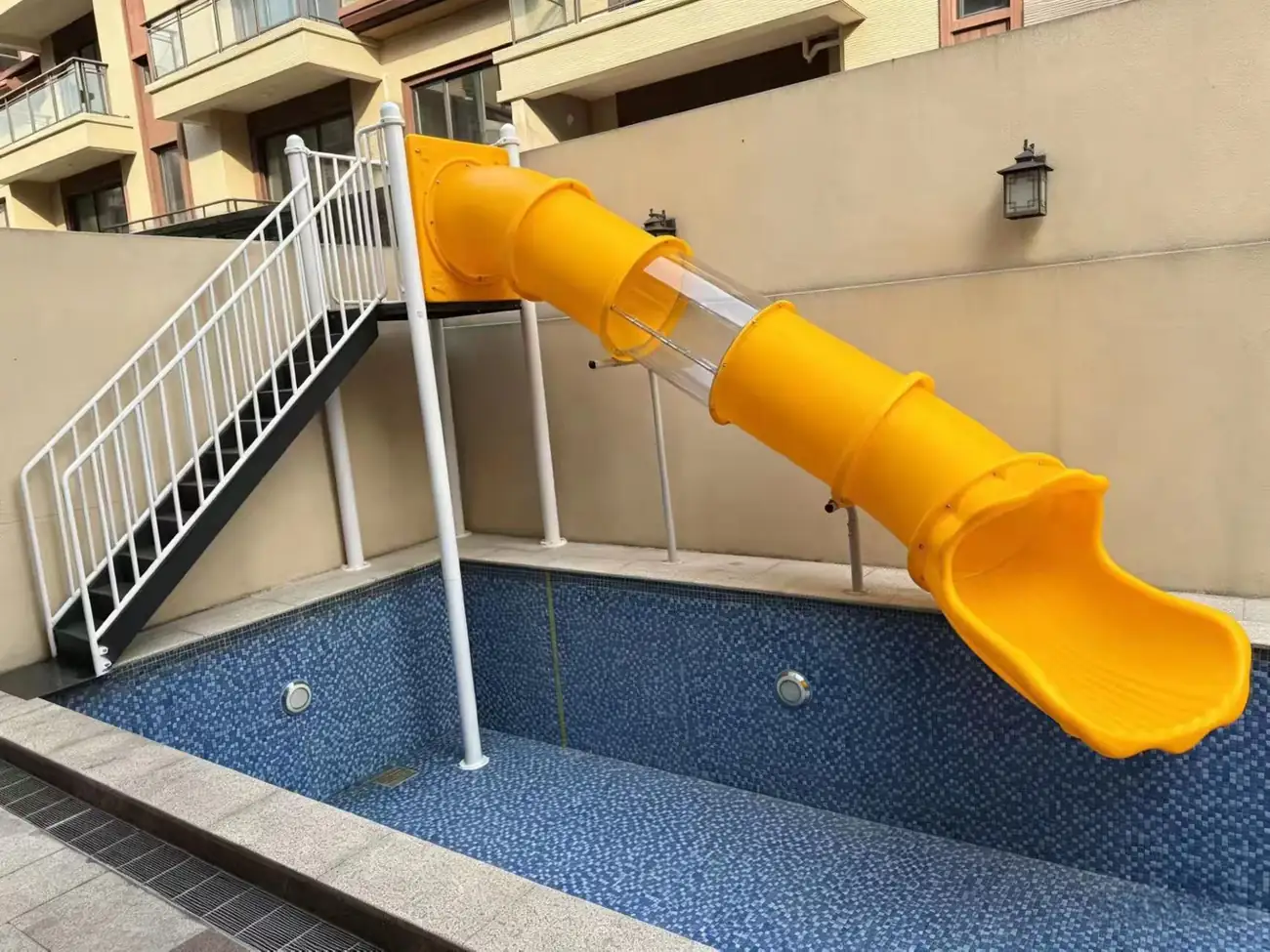 GENOVA热那亚 增城三英V051·亲子5房9床（全套间）泳池滑梯🛝恒温泳池🏊‍♀️