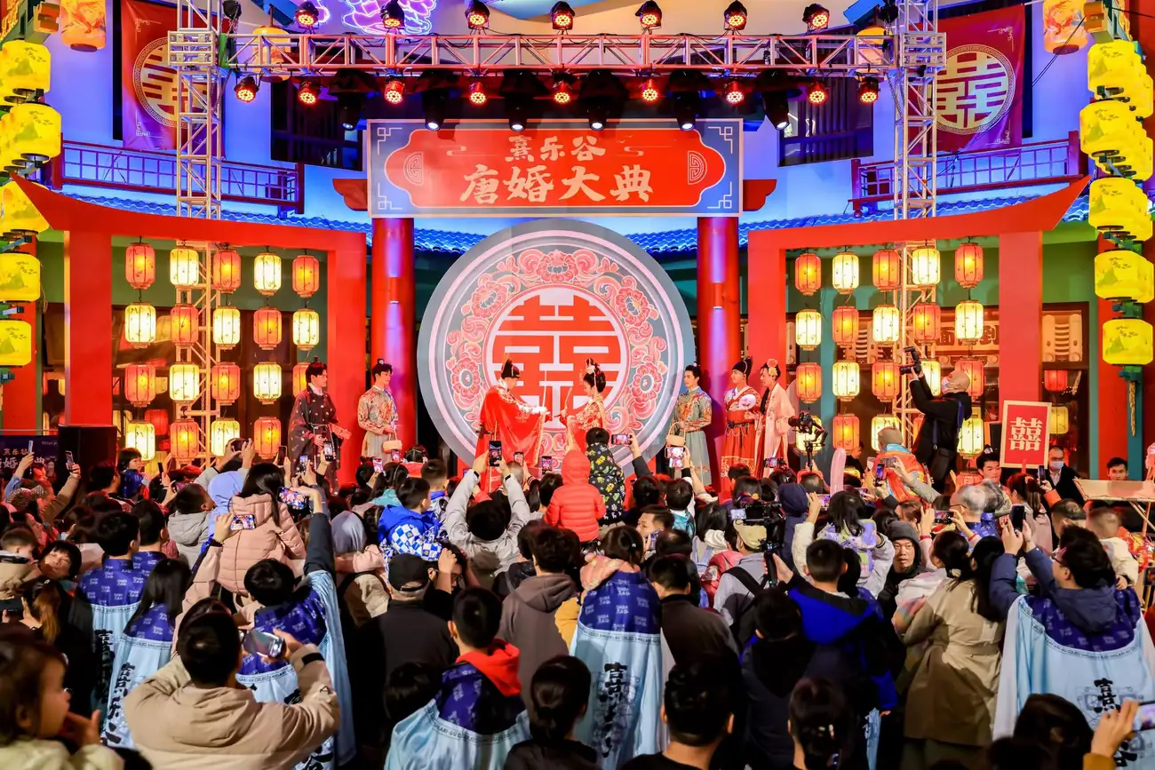 熹乐谷全新山景亲子6房13床温泉别墅 疗愈放松 自动麻将 JBL音响ktv 滑梯泳池