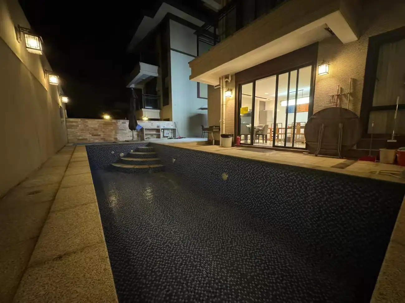 增城三英V051·亲子5房9床（全套间）泳池滑梯🛝恒温泳池🏊‍♀️